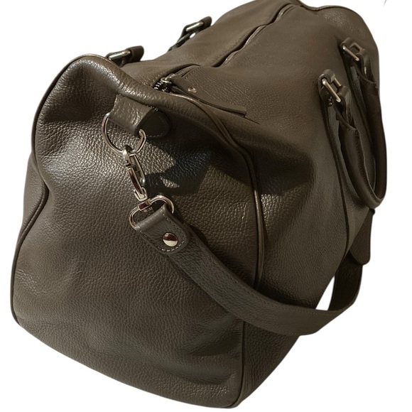 Doucal’s 1973 Men's Leather Duffel Overnight Bag - Picture 2 of 10